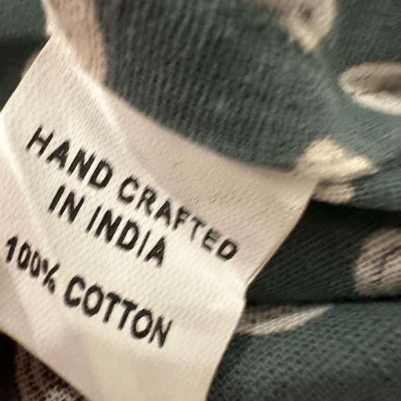 Women’s L/XL Cotton Boxy Lightweight Teal Repeat Oval Abstract Pattern Blouse. - Picture 7 of 16